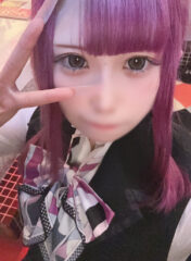 女性プロフィール：しおり